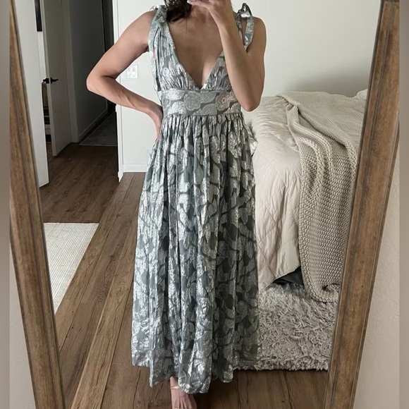 JEN'S PIRATE BOOTY Rising Star Monaco Maxi in rising star silver $275 - Size M - Picture 6 of 6